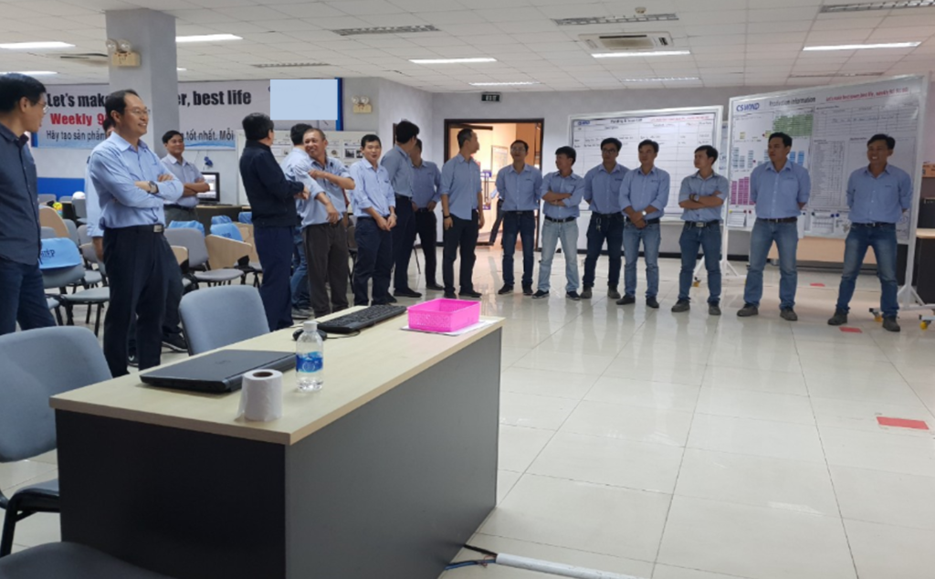 The 30-Min All-Hands Standing Meeting